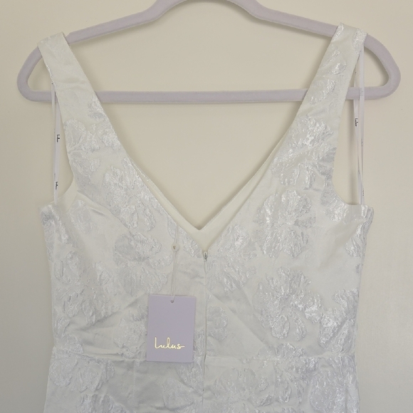 Lulu's Elegant White Floral Pattern Dress - Picture 6 of 7